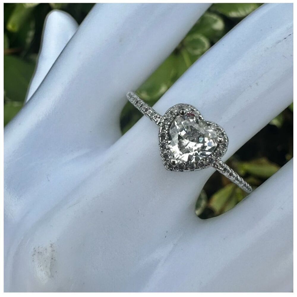 19K GP Heart-Cut CZ Engagement-Style Ring